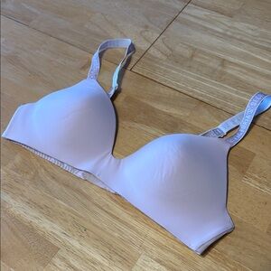 34B “ Victoria’s Secret"  Wireless Bra